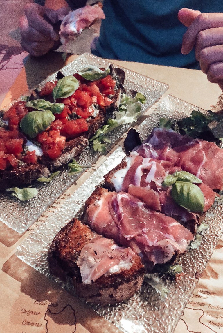 0C983194-BBE5-47E2-97DE-3C1289086852-2